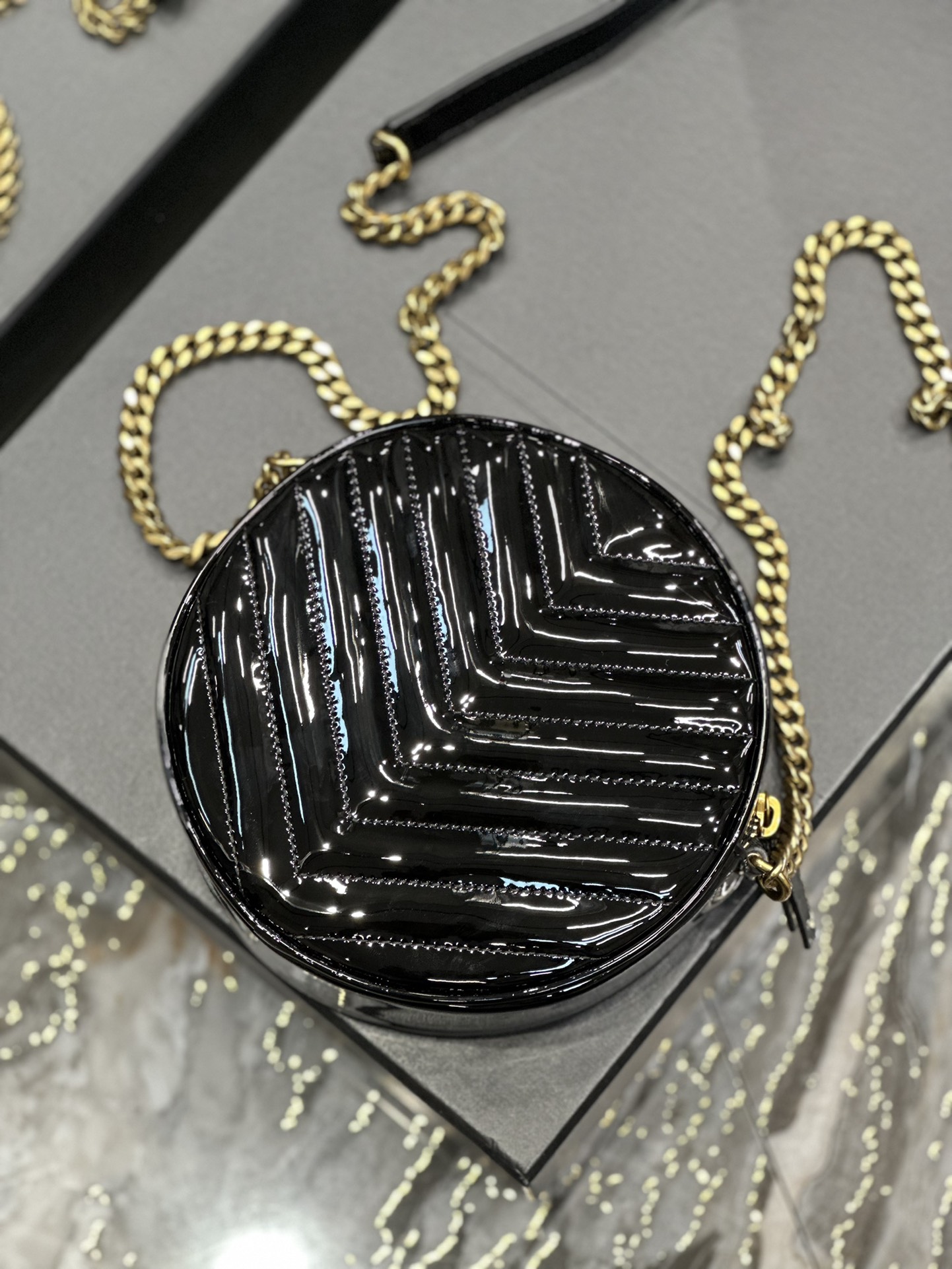 Handbags SAINT LAURENT 610436 size 17x17x5.5 cm - vstockx