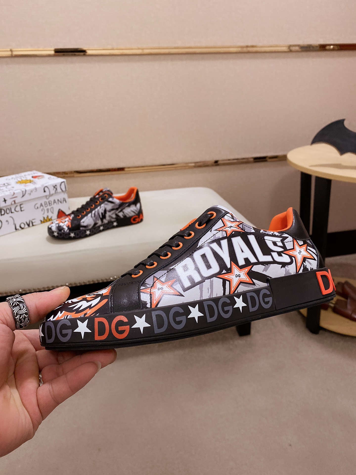 Dolce & Gabbana Low Tops Sneakers 132 - vstockx