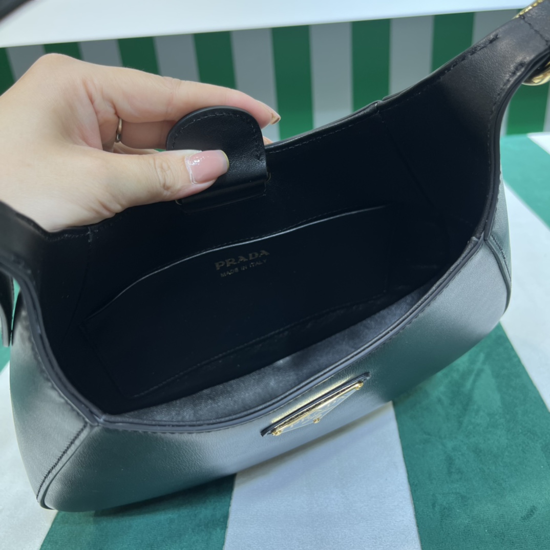 Handbags Prada 1BC179 size:17*27*5 cm - vstockx
