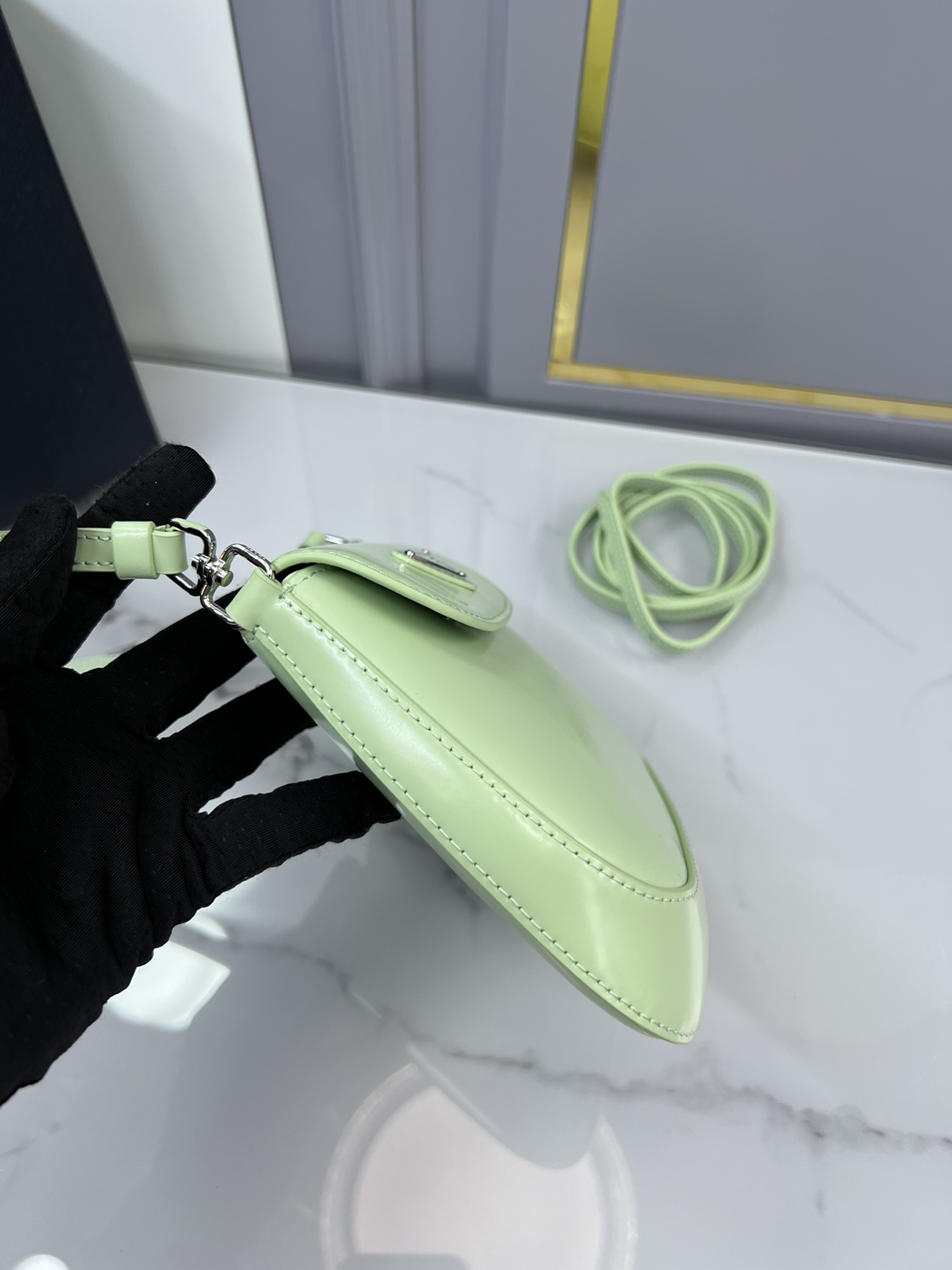 handbags prada 1BH188 17*14.5*7 - vstockx