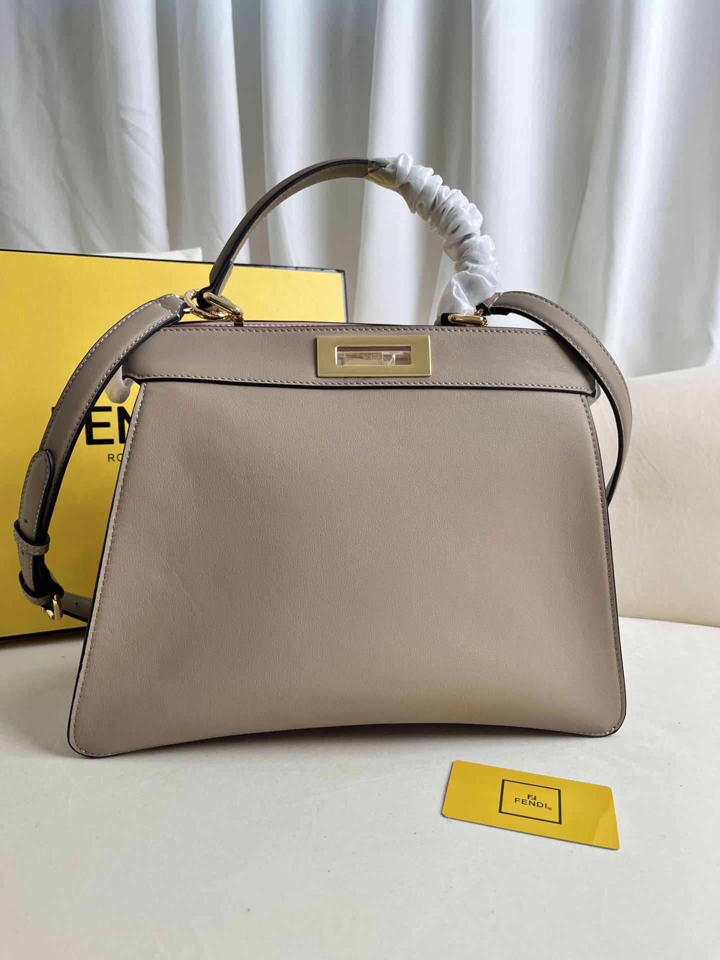 handbags FENDI 0230 size:25.5*33.5*13cm - vstockx
