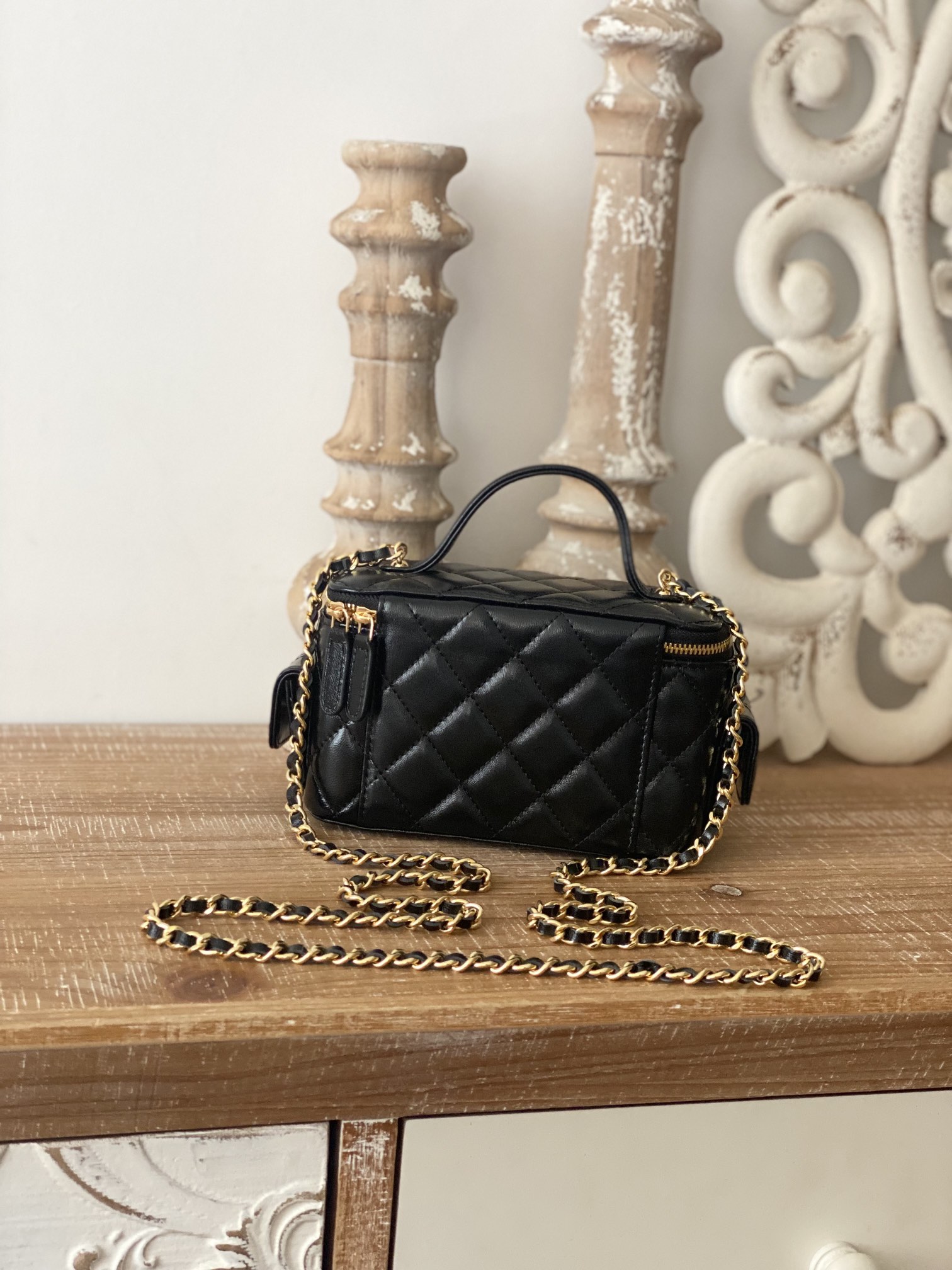 Handbag Chanel 81231 size 10*17*8.5 cm - vstockx