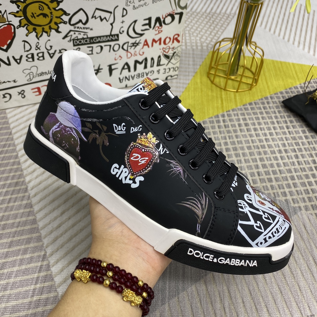 Dolce & Gabbana Low Tops Sneakers 101 - vstockx