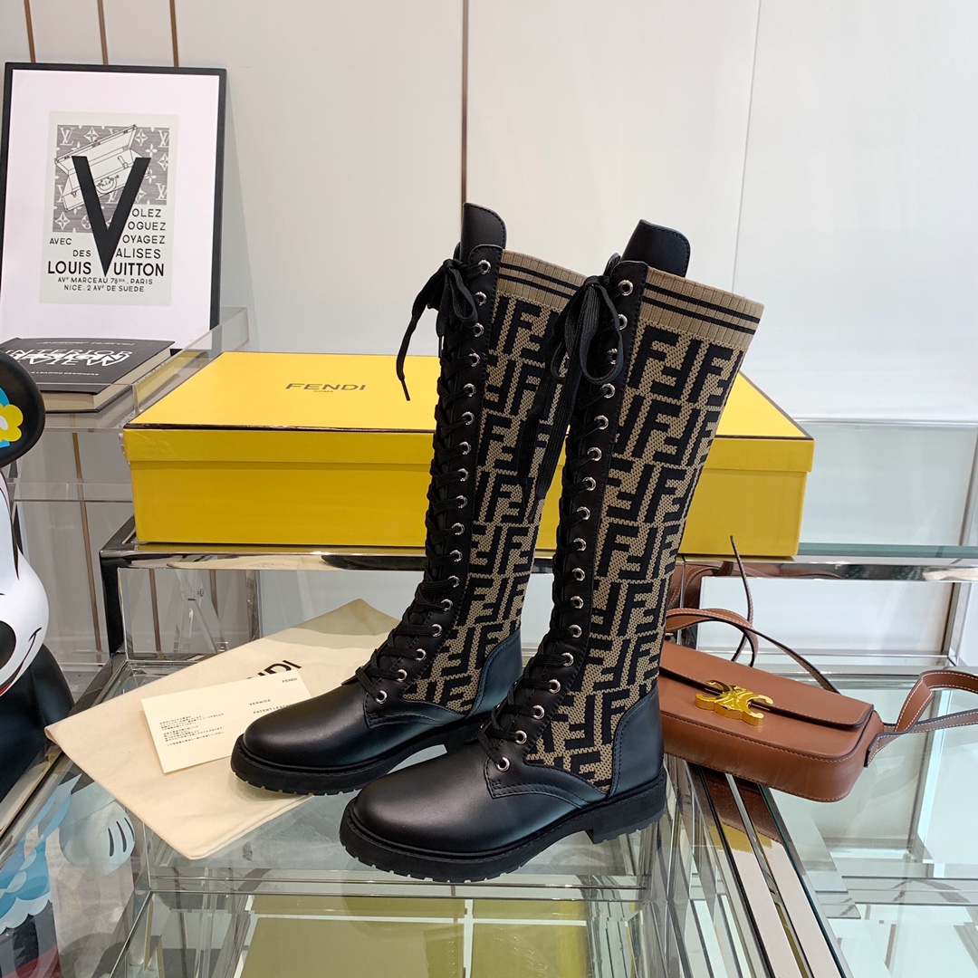 Fendi Boots 11 - vstockx