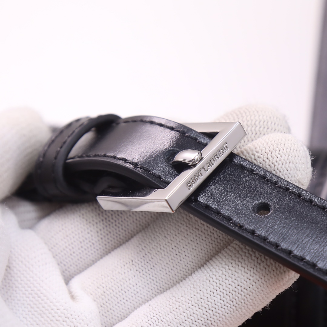 Handbags SAINT LAURENT 634305 size 23x16x6 cm - vstockx