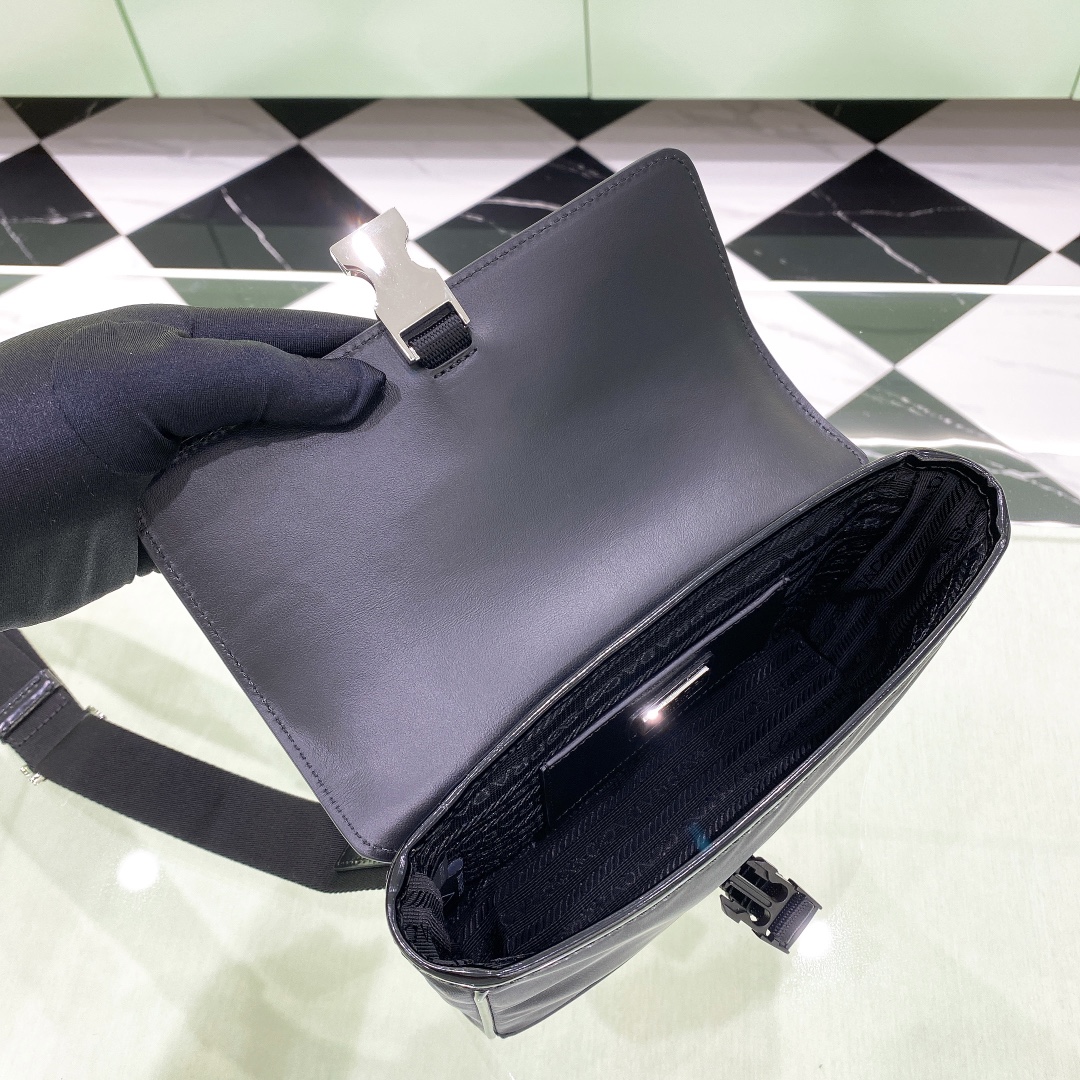 handbags prada 2VD044 20*15.*4 - vstockx