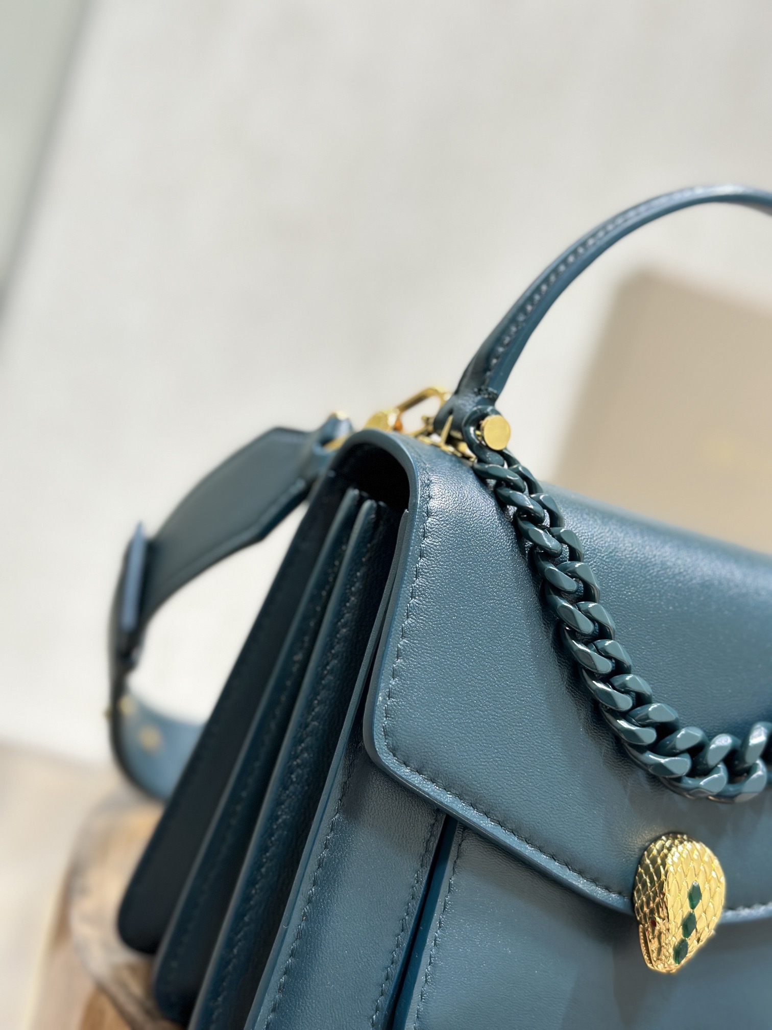 Handbags Bvlgari 290762 size:18*15*9.5 cm - vstockx