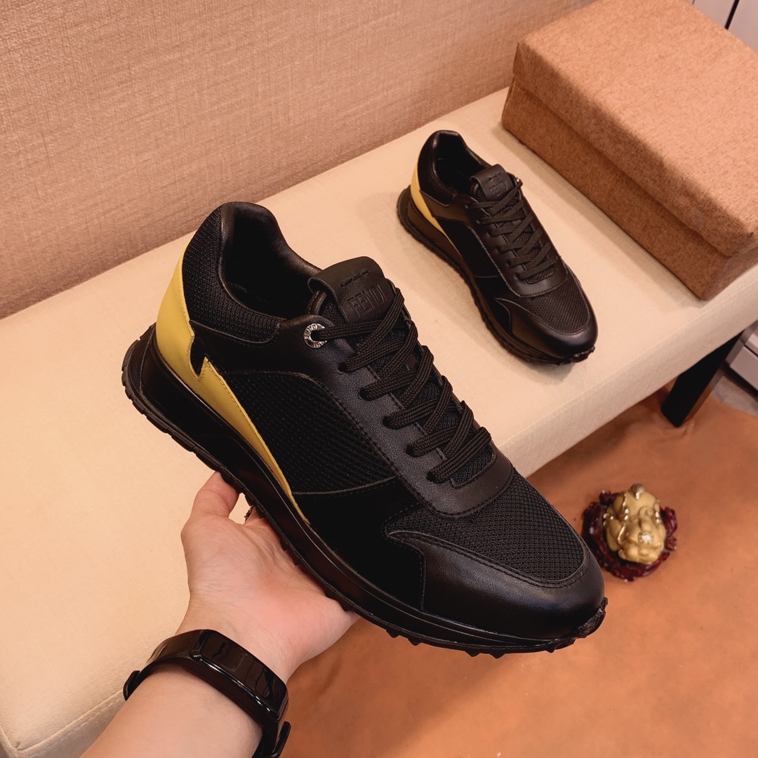 Fendi Low Top Sneakers 19 - vstockx