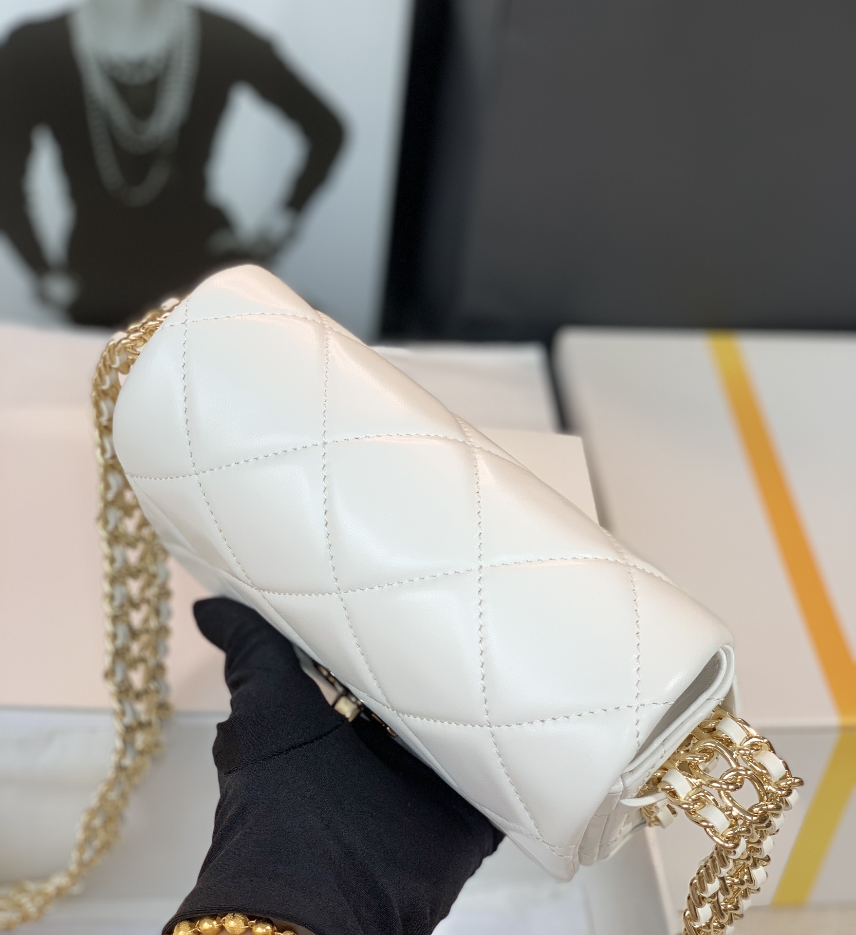 Handbag Chanel size 18 cm - vstockx