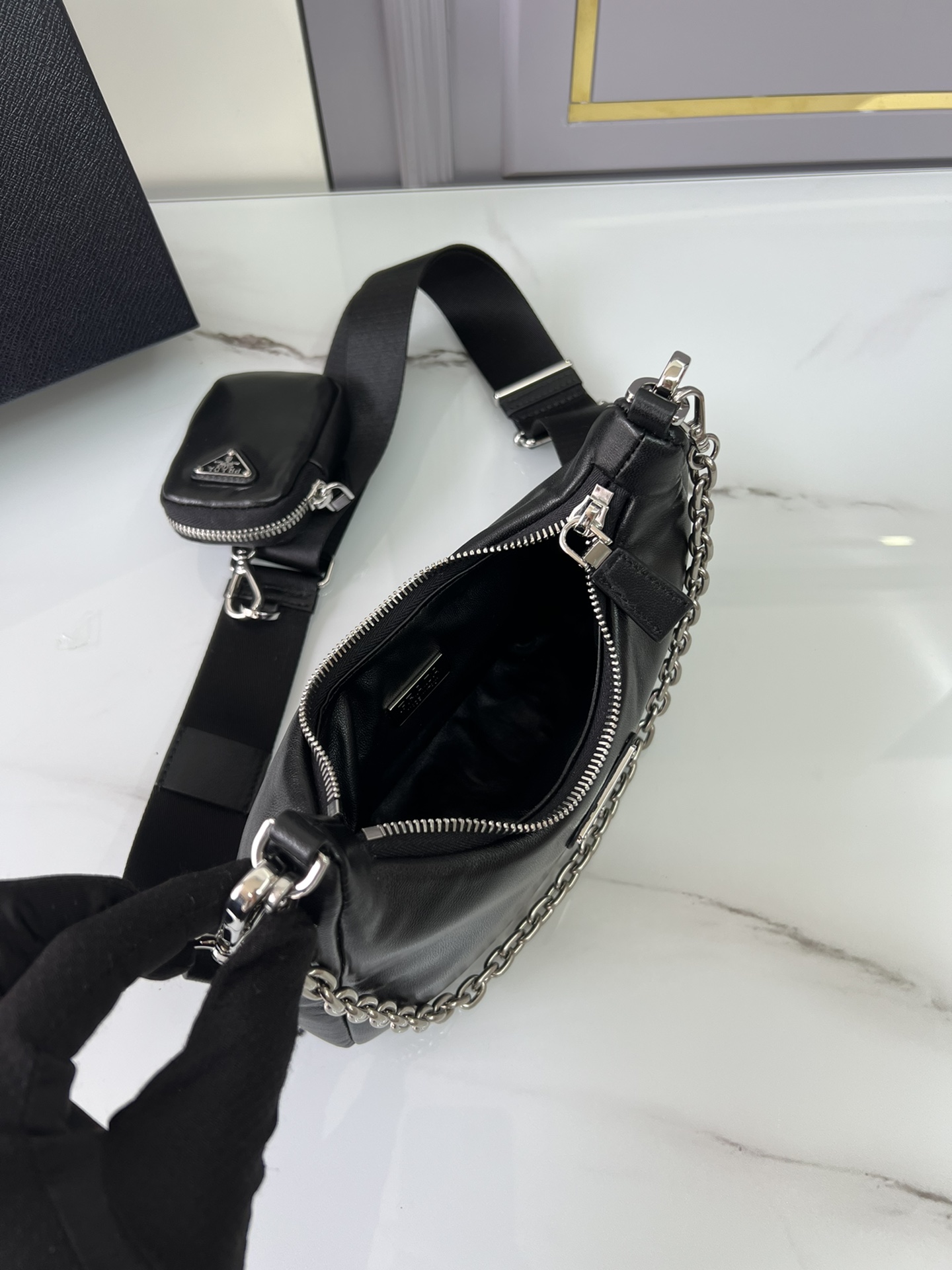 handbags prada 1BH204 22*18*6.5 - vstockx
