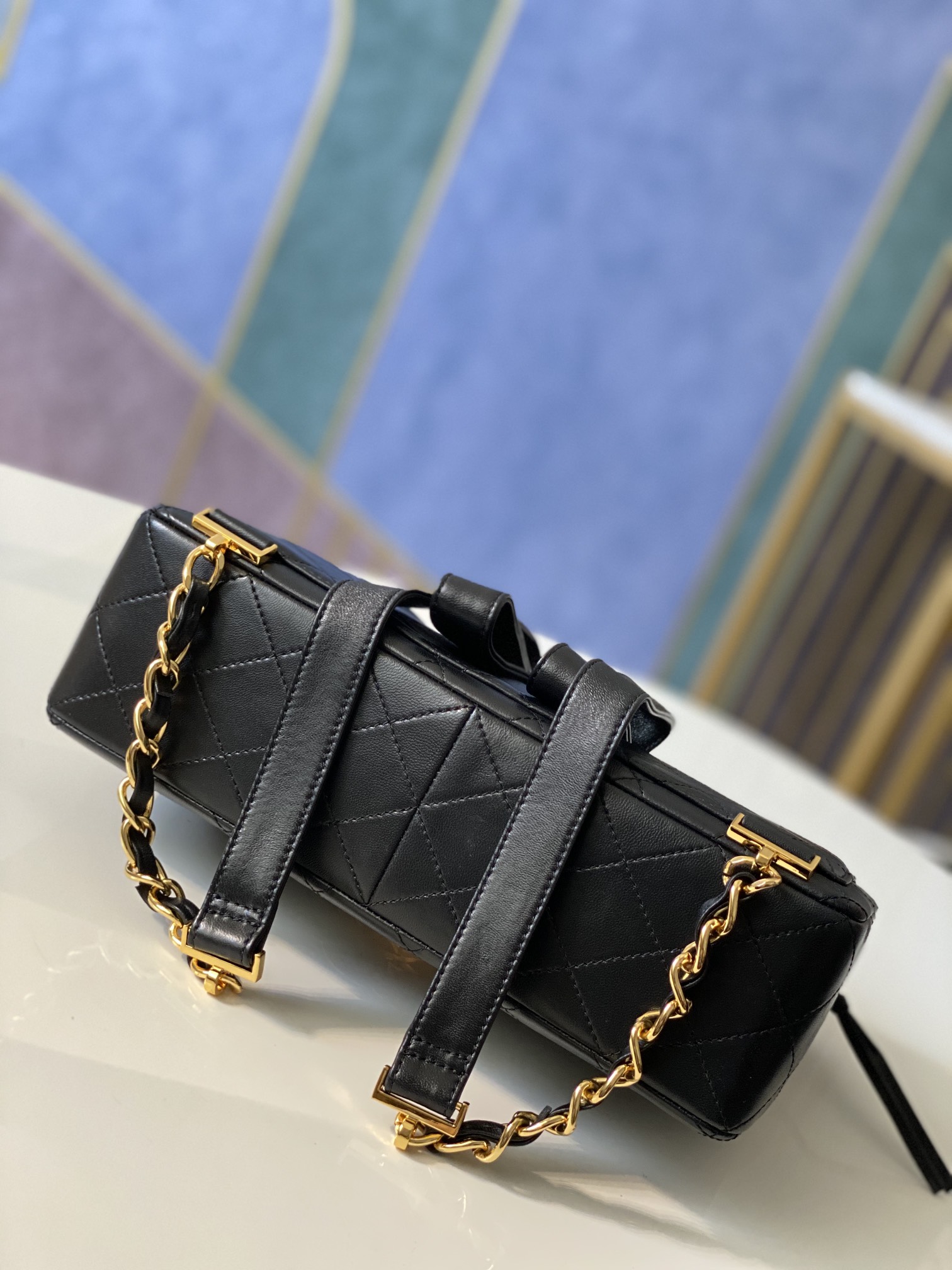 Handbag Chanel A88 size 30.21.8 cm - vstockx