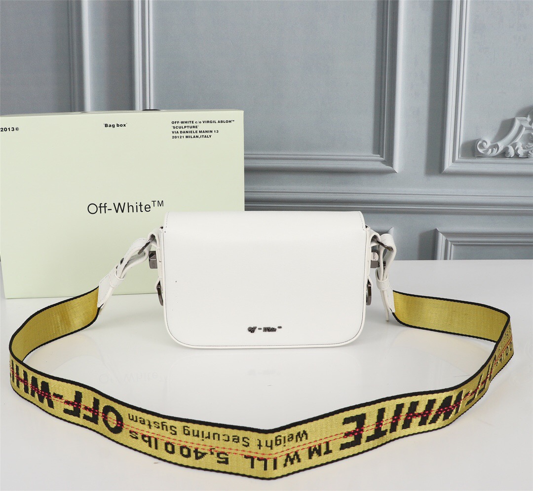 handbags OFF-White 526  4335870  size:18*12*5cm - vstockx