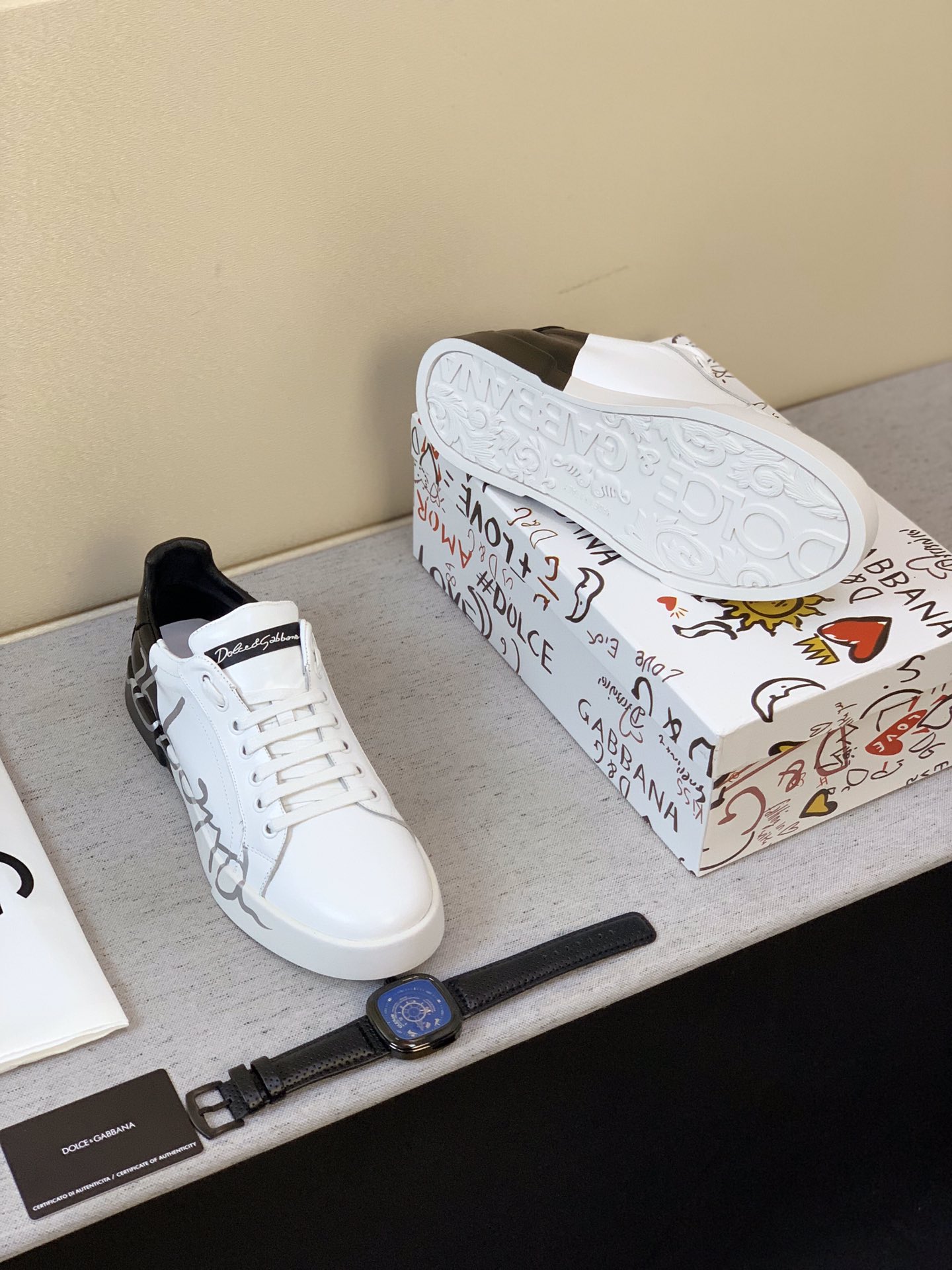 Dolce & Gabbana Low Tops Sneakers 42 - vstockx