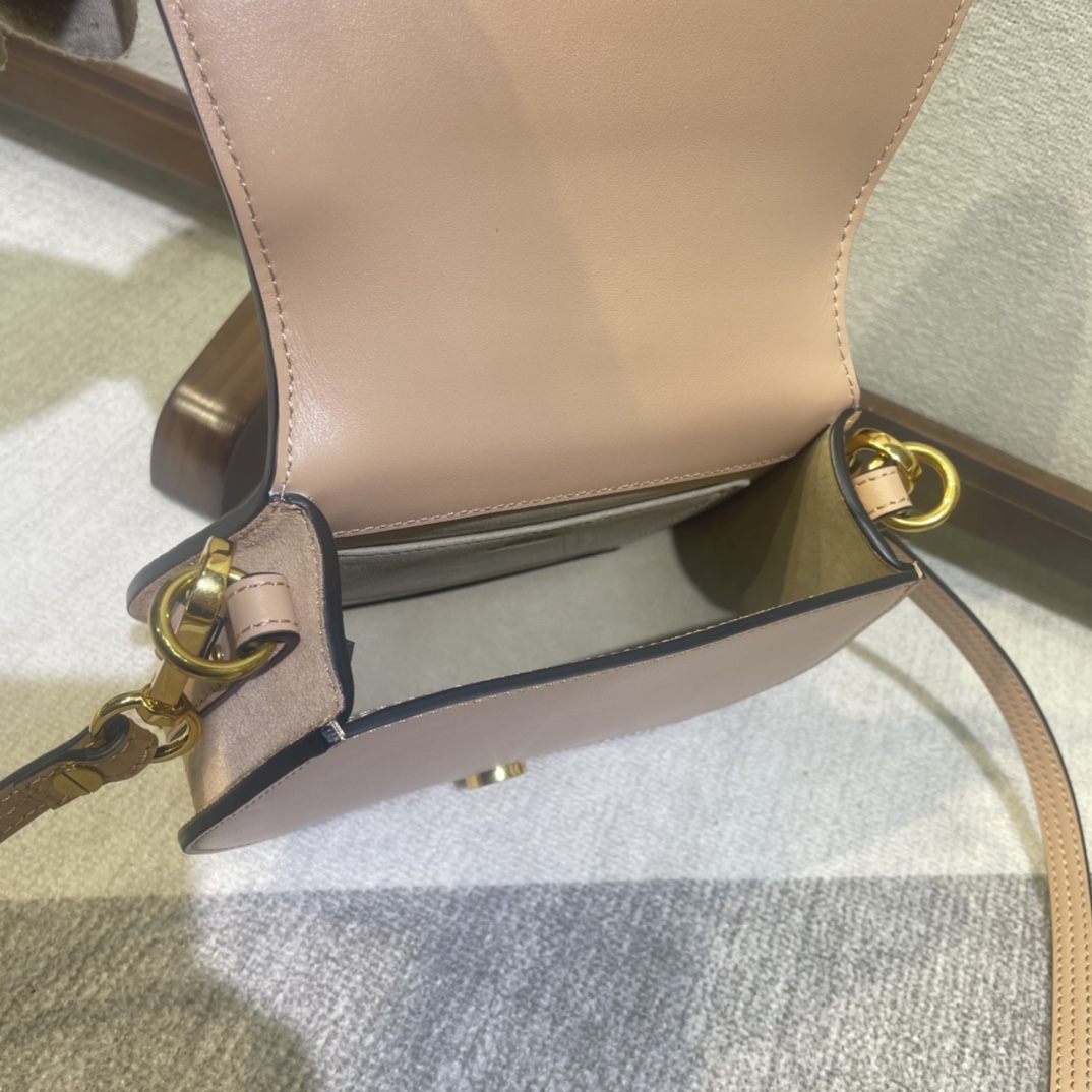 Handbags Chloe Nile 6011 size:18.5*6.5*15 cm - vstockx