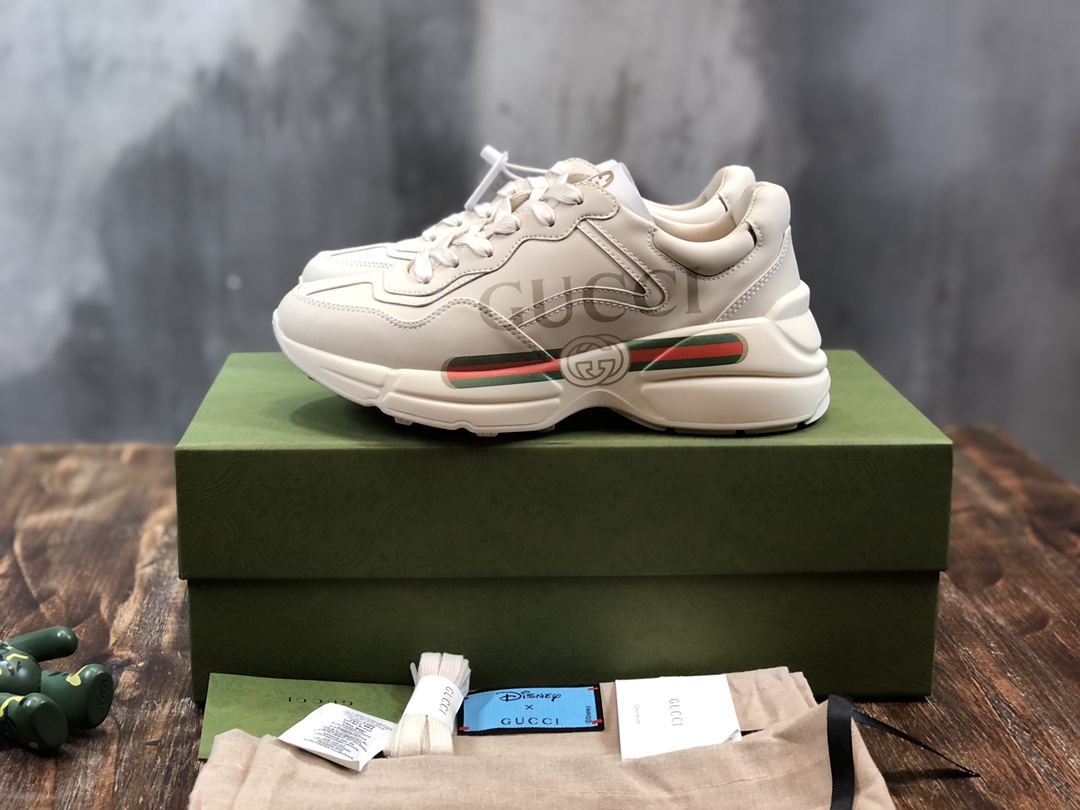 Gucci Rhyton sneaker 33 - vstockx
