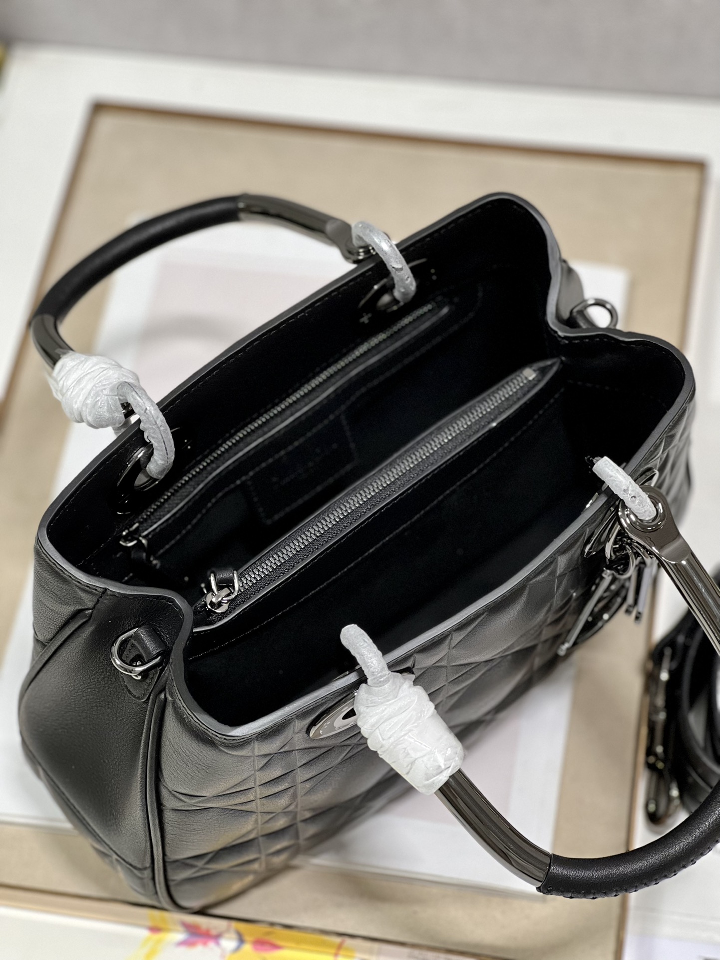 Handbag Dior 1202 size 28  28  9.5 cm - vstockx