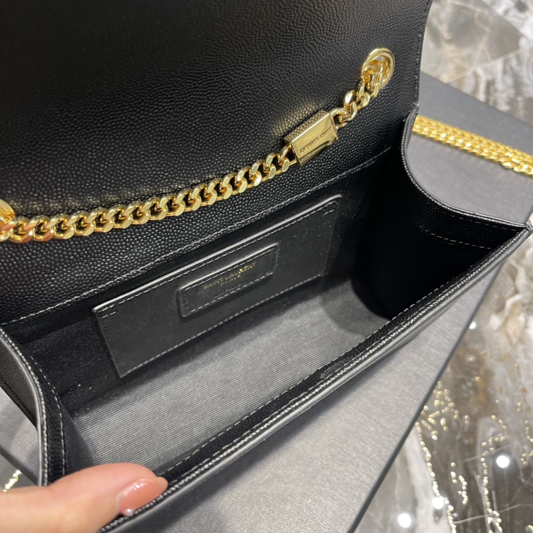 Handbags SAINT LAURENT 469390 size 20x13.5x5.5 cm - vstockx