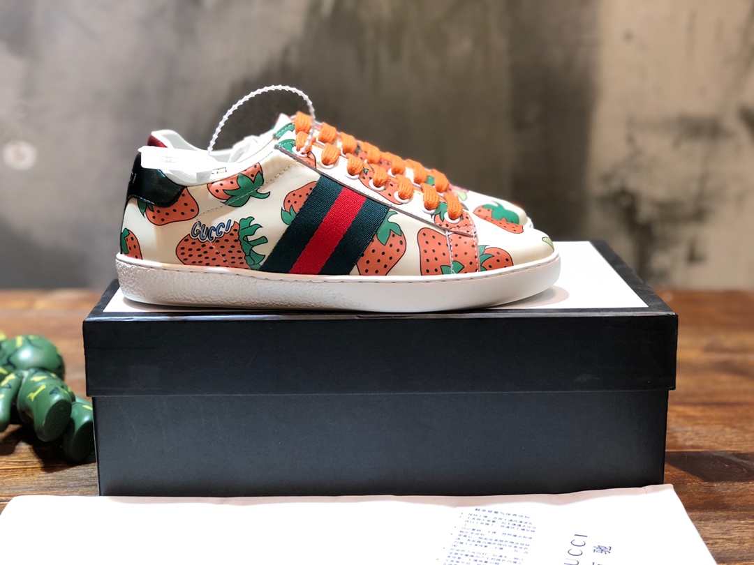 Gucci Ace Strawberry (W) - vstockx