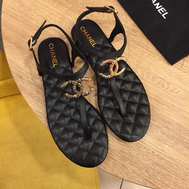 Chanel Slides 54 - vstockx