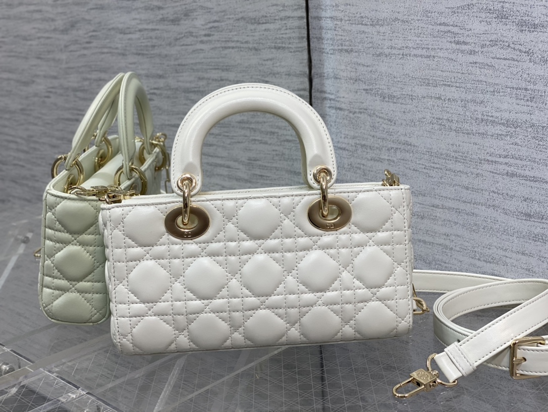Handbag Dior size 22.5*6*11.5 cm - vstockx