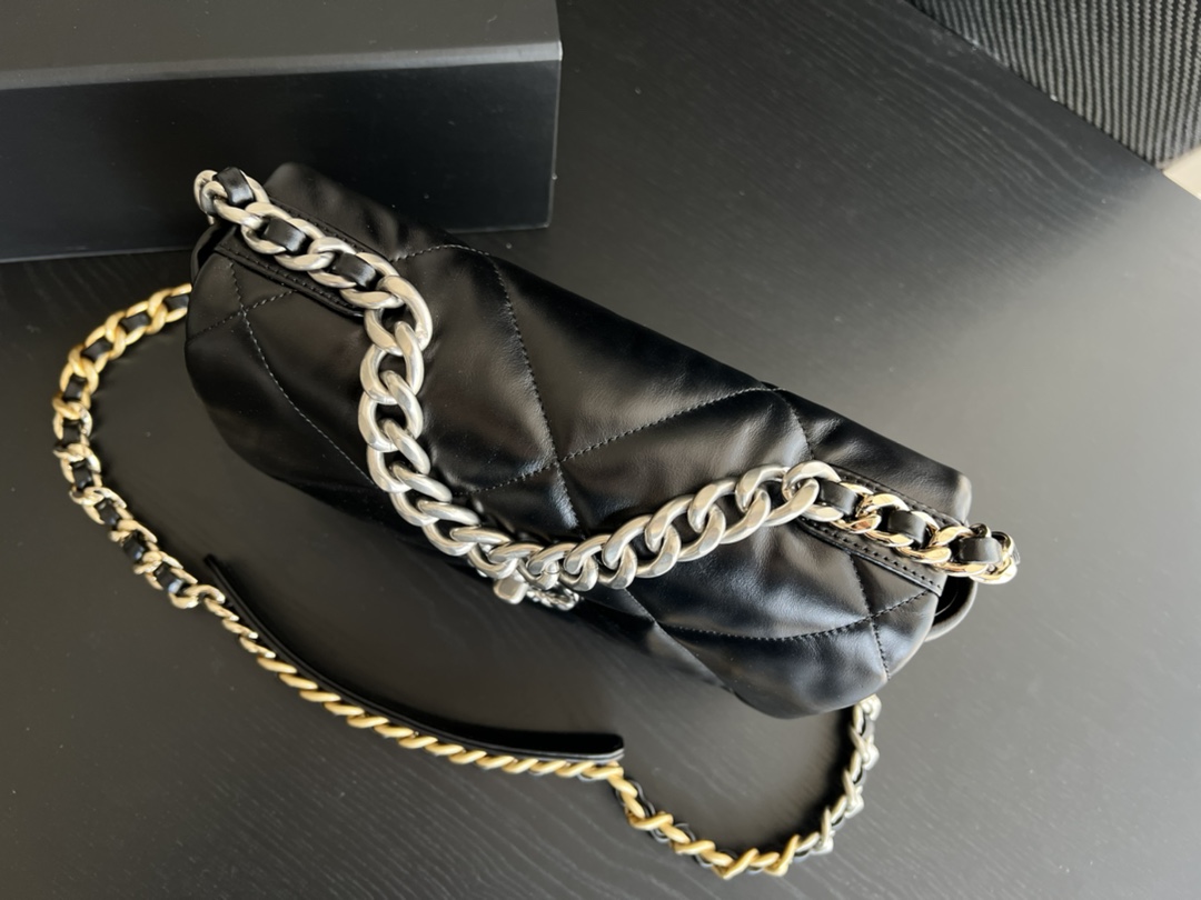 Handbag Chanel 1160 size 26cmx16cmx9 cm - vstockx