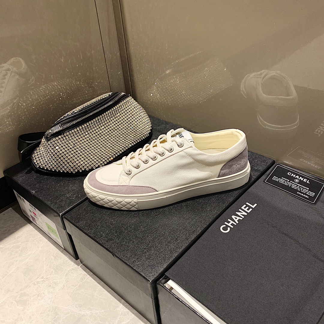 Chanel sneaker 1 - vstockx