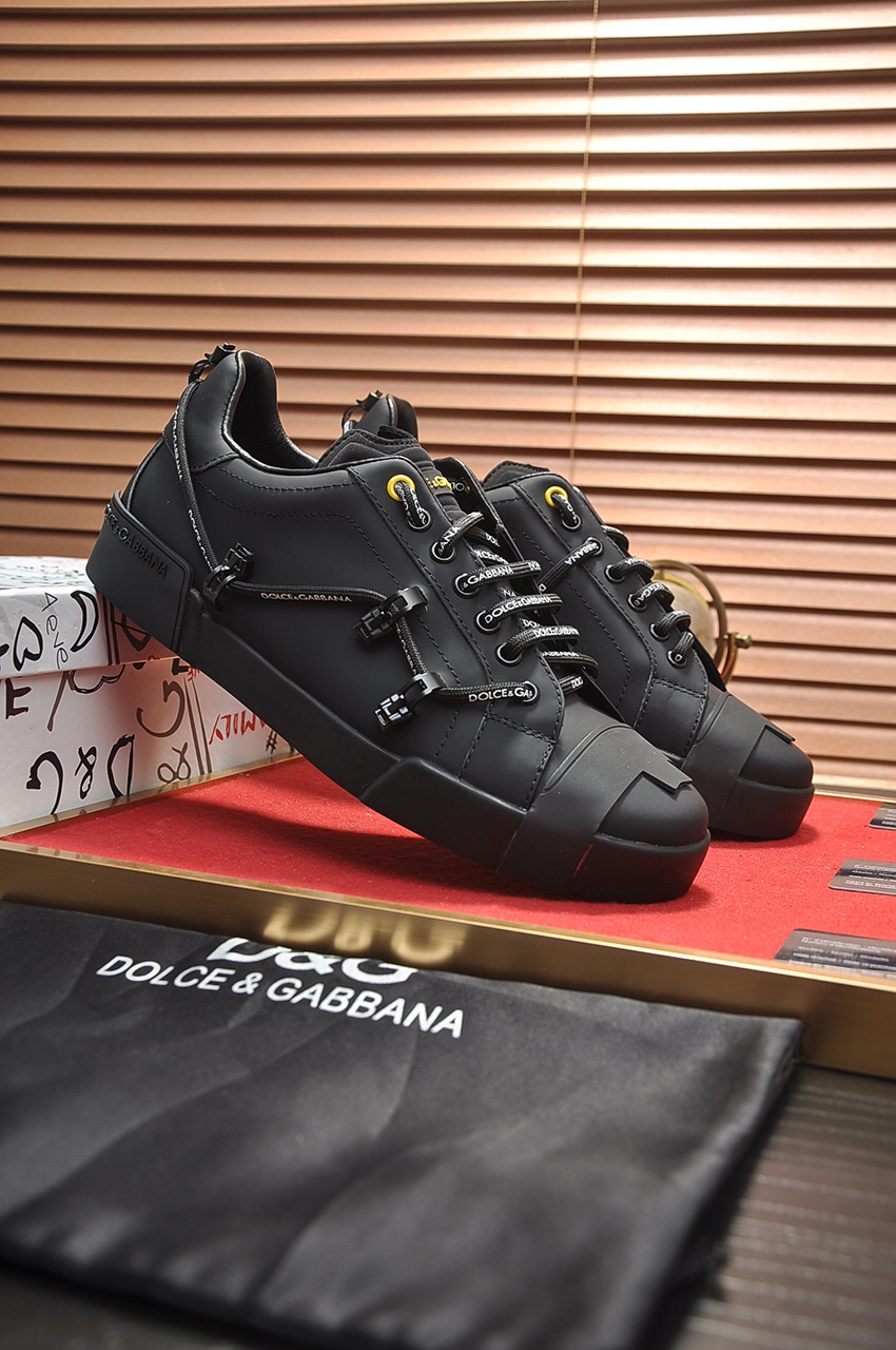 Dolce & Gabbana Low Tops Sneakers 61 - vstockx