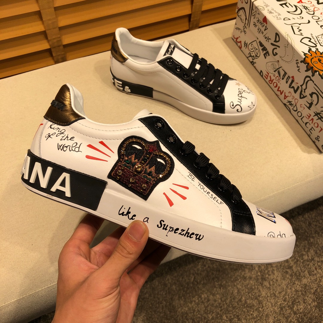 Dolce & Gabbana Low Tops Sneakers 136 - vstockx