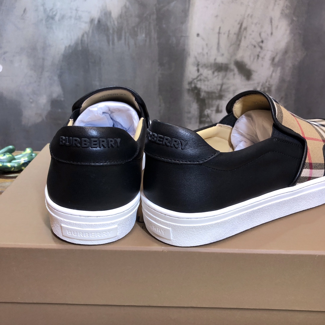 Burberry House Check Sneaker 3 - vstockx