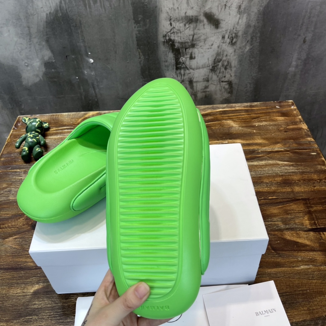 Balmain Quilted leather B-IT mules 5 - vstockx