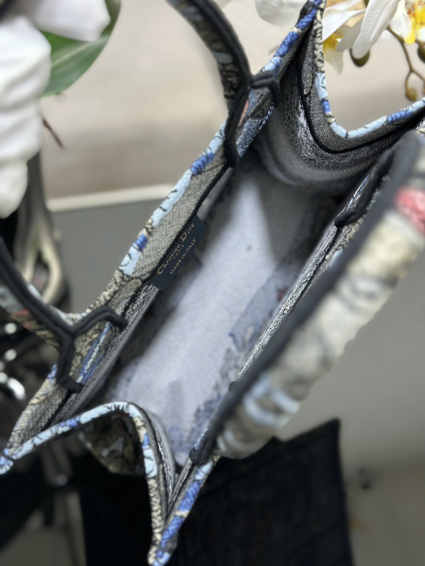 Handbag Dior M1286 size 26.5 x 21 x 14 cm - vstockx