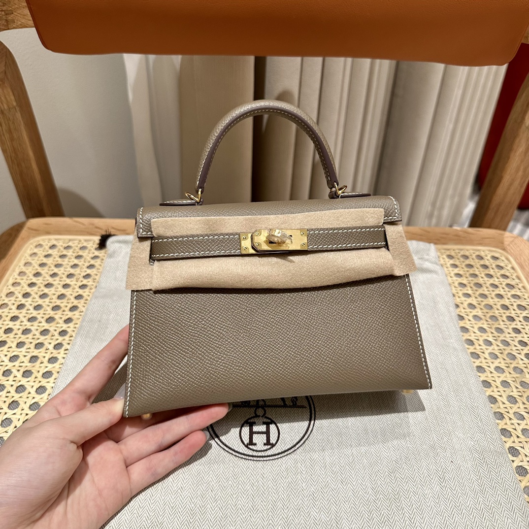 Handbags Hermes mini Kelly size:19cm - vstockx