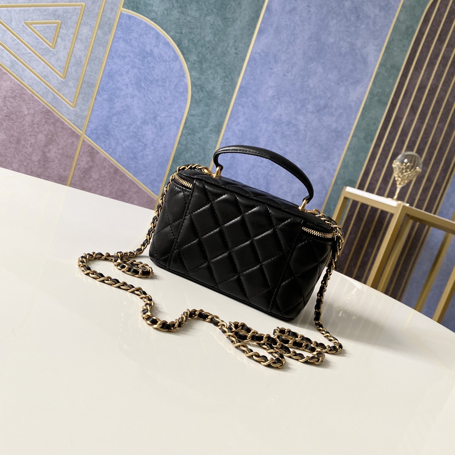 Handbag chanel 81118 sizez 9.5 17 8 cm - vstockx