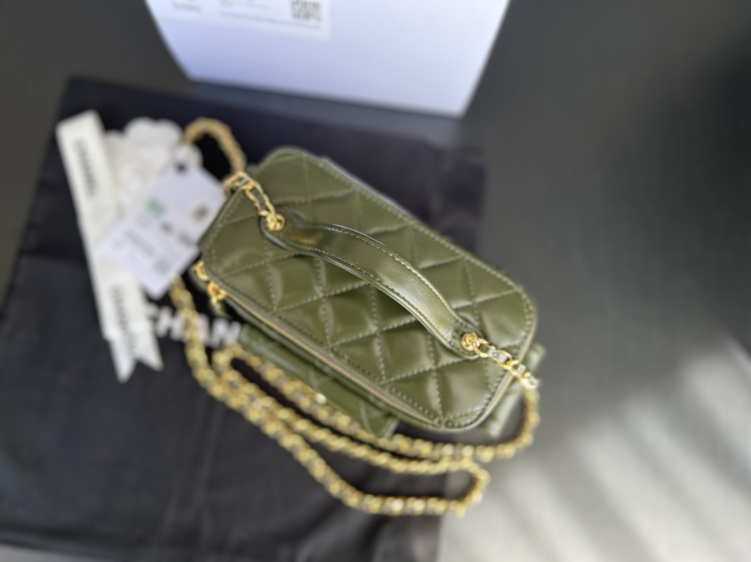 Handbag Chanel AP3017 size 17cm10cmx8 cm - vstockx