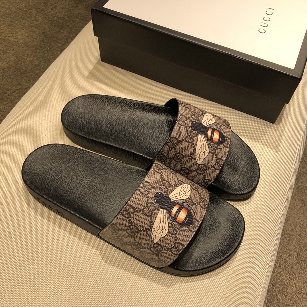 Gucci Slippers 41 - vstockx