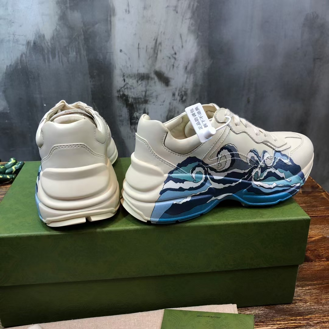 Gucci Rhyton sneaker 32 - vstockx
