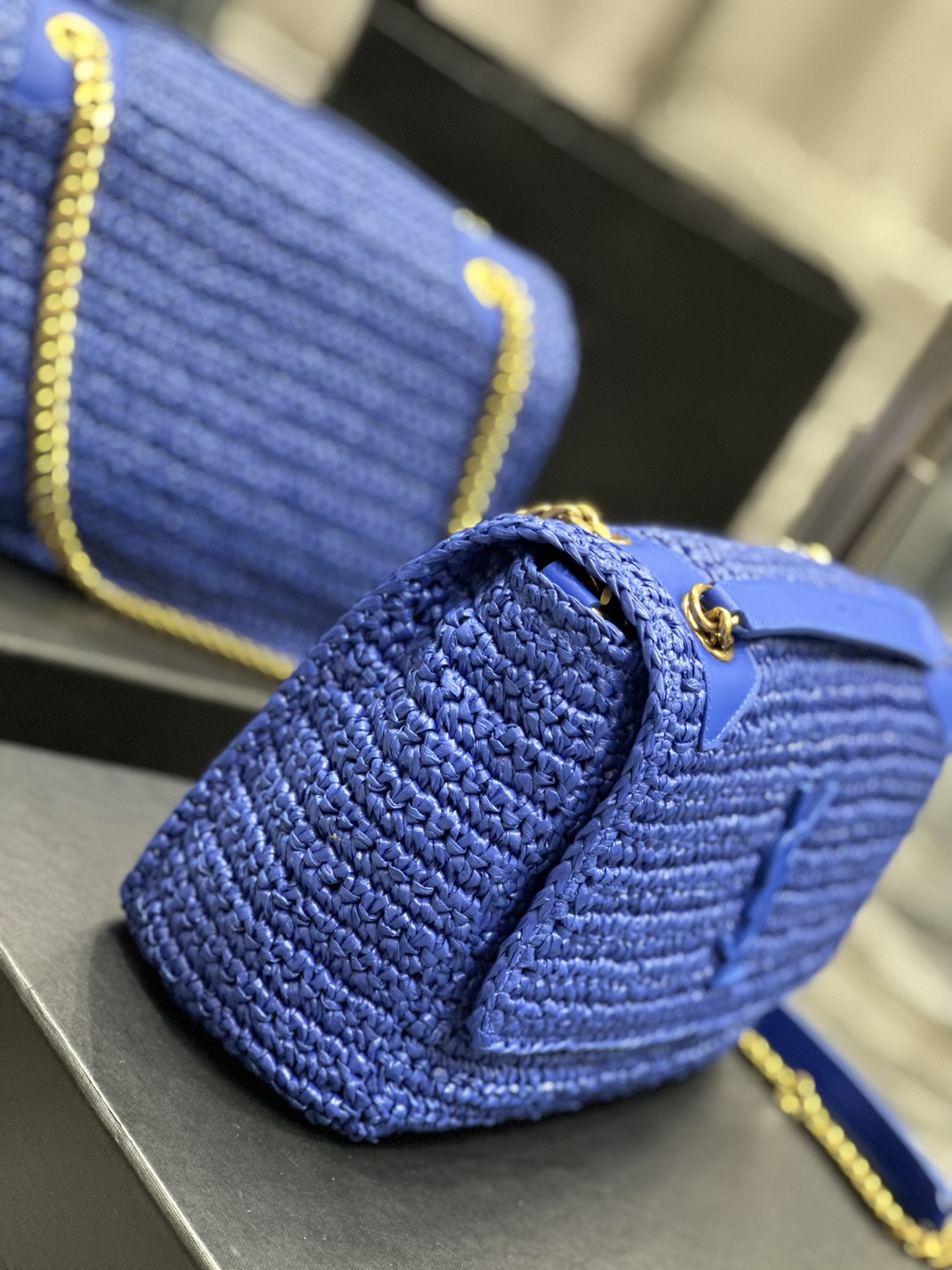 Handbags SAINT LAURENT 633158 size 28  20.5  8.5 cm - vstockx