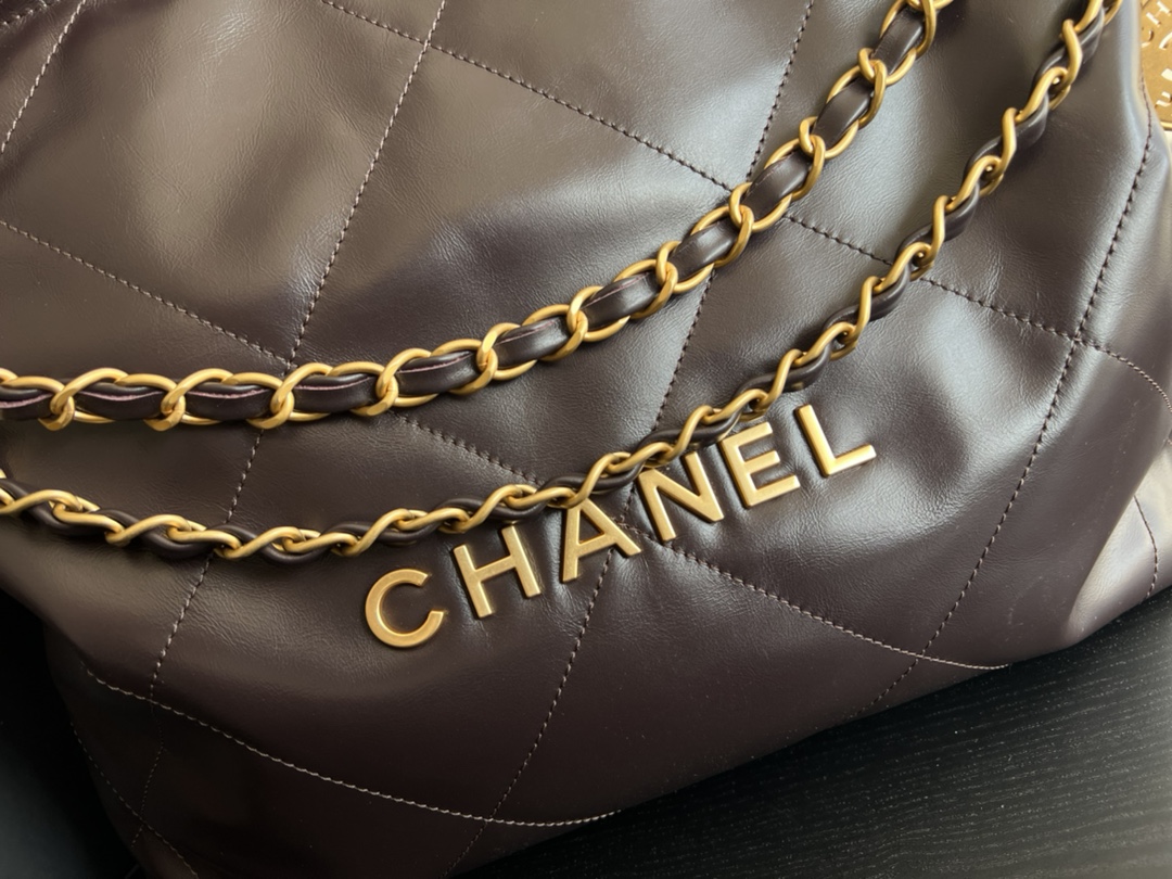 Handbag Chanel size 35cmx37cmx7 cm - vstockx