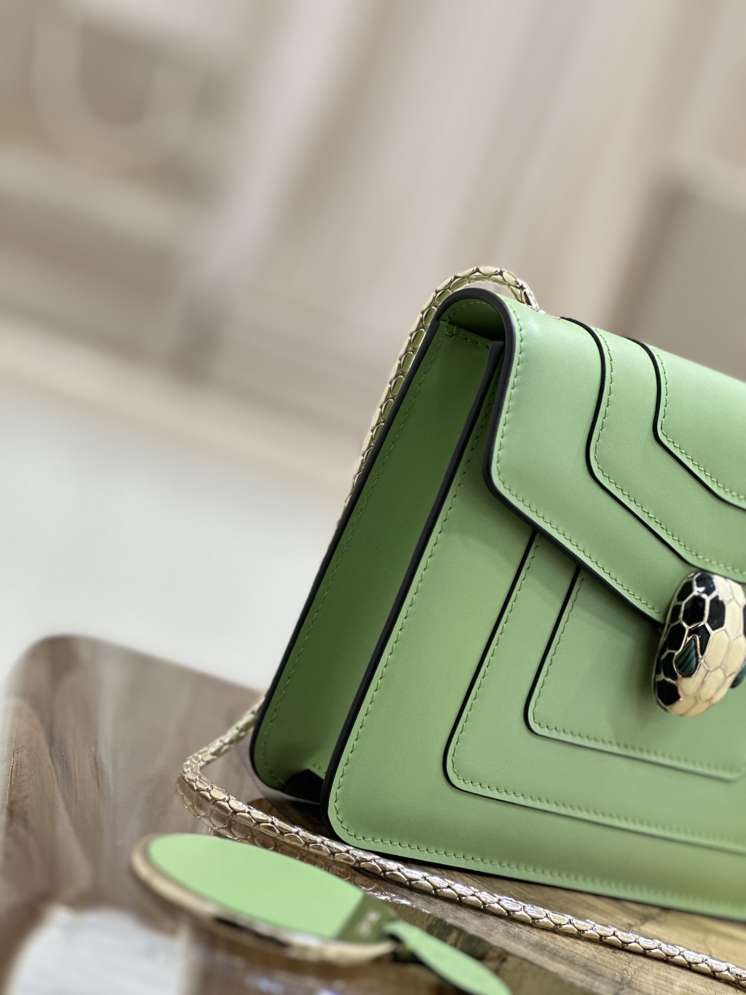 Handbags Bvlgari 35107 size:20*15*5 cm - vstockx