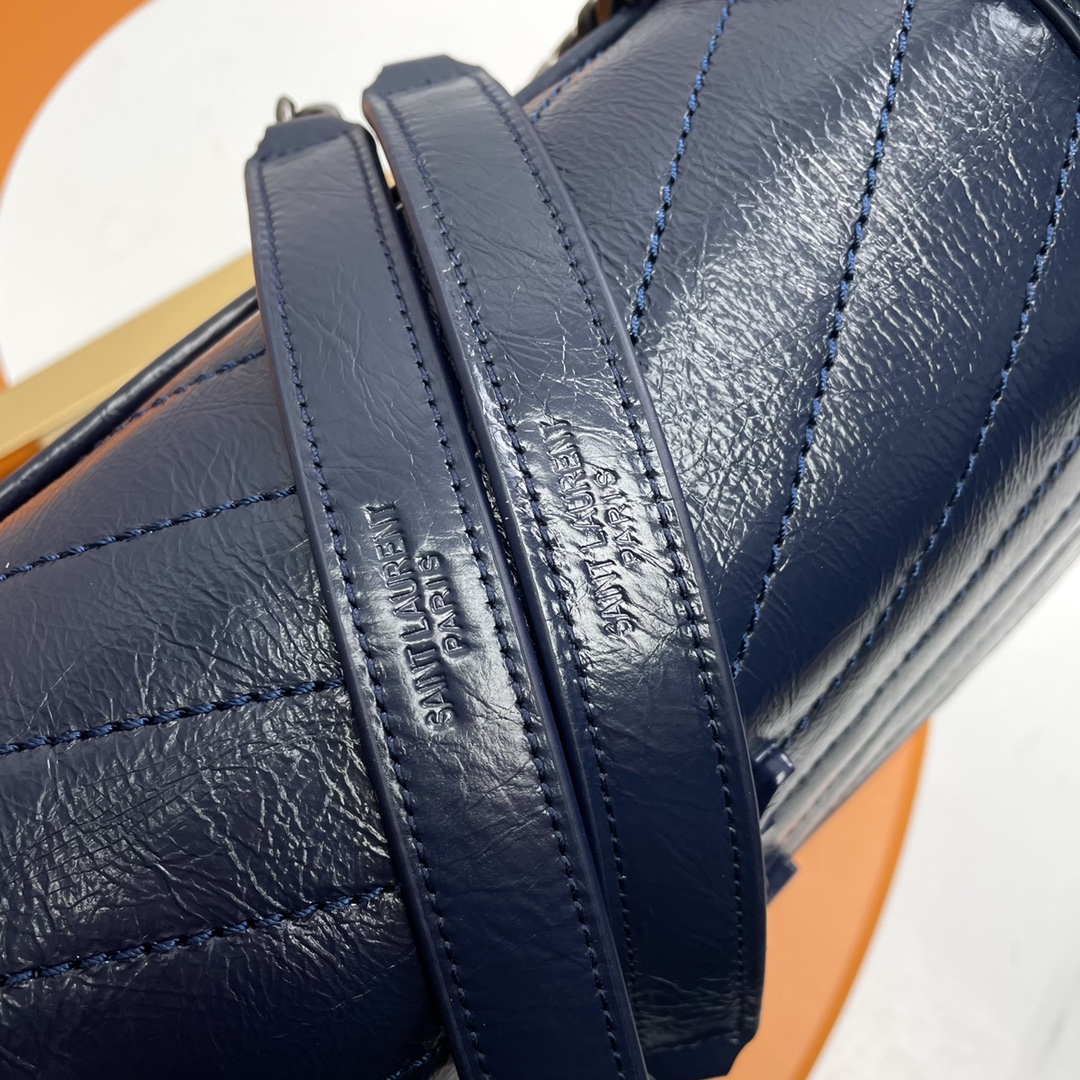 Handbags SAINT LAURENT 498894 size 28-21-8 cm - vstockx