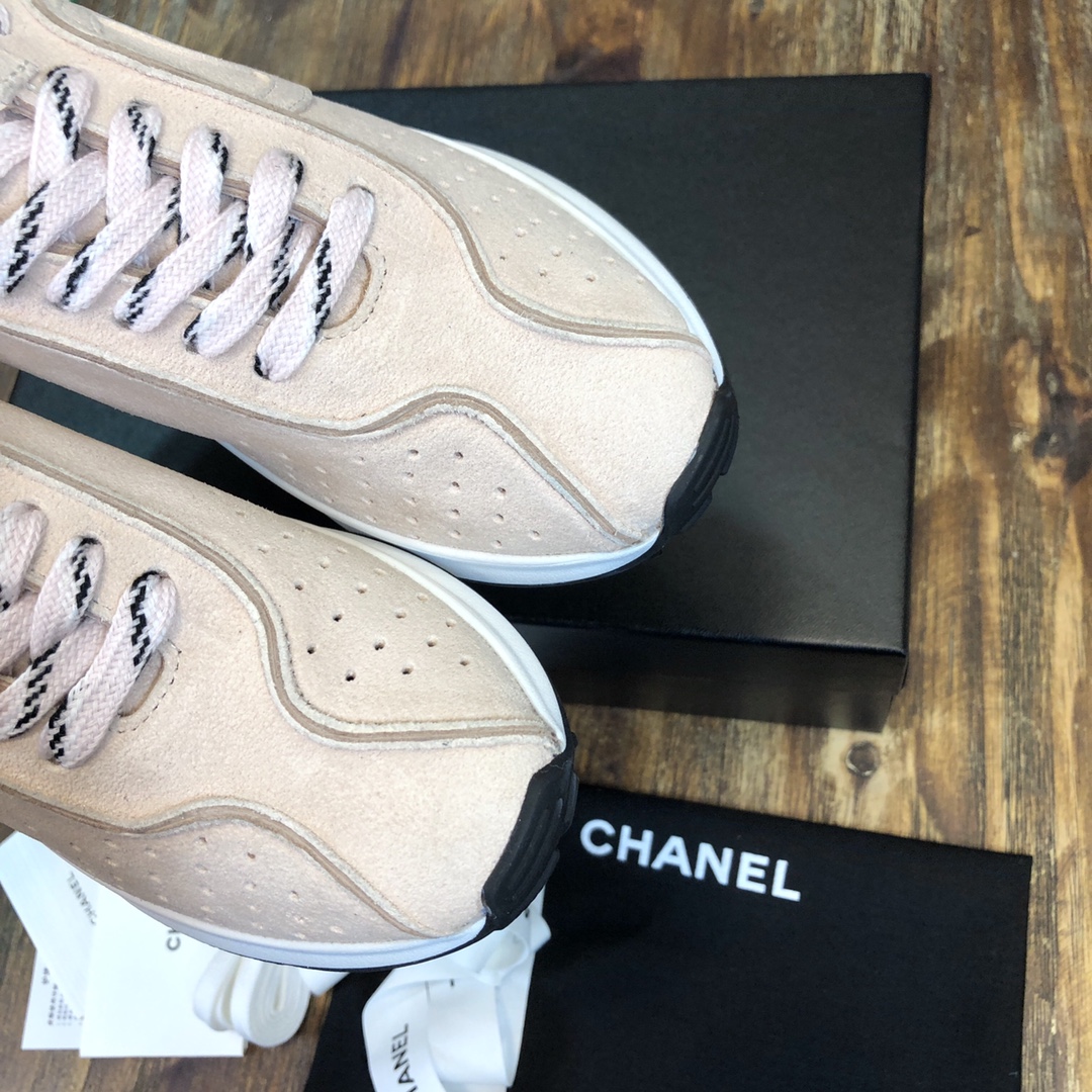 Chanel Fabric & Suede Calfskin Low Top Sneaker 27 - vstockx