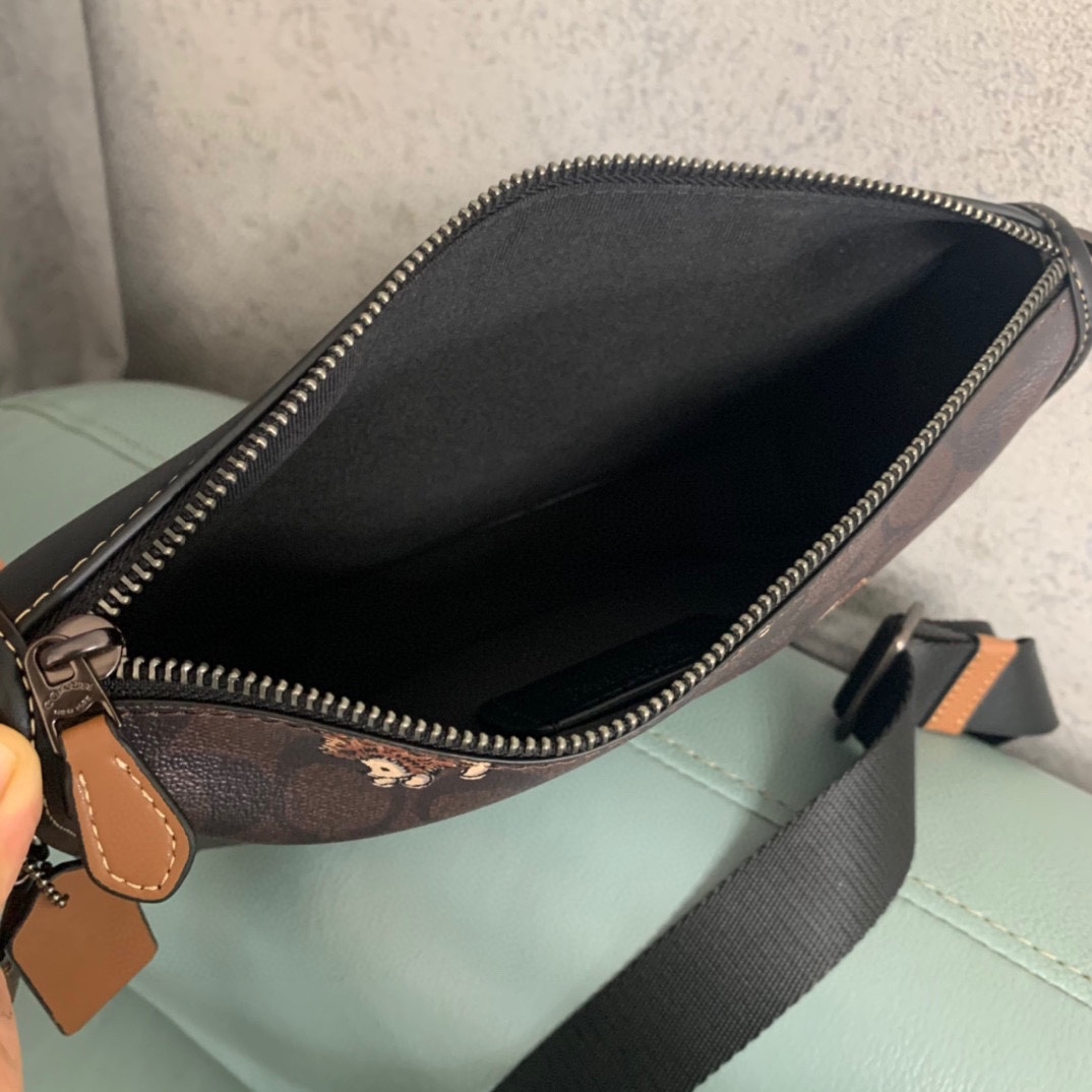 Handbags Coach CC131 size:25*16*5.5cm - vstockx