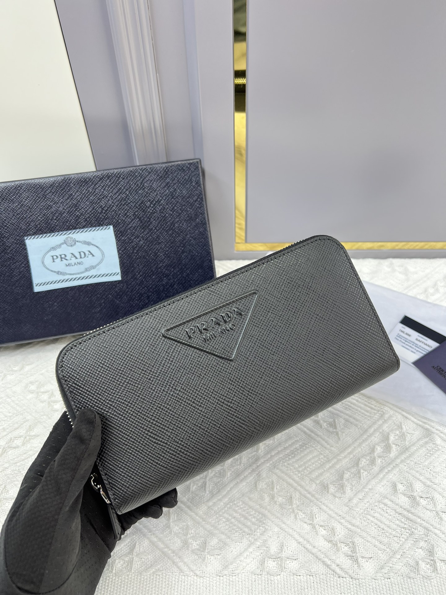 handbags prada 2ML317 20*10.3 - vstockx