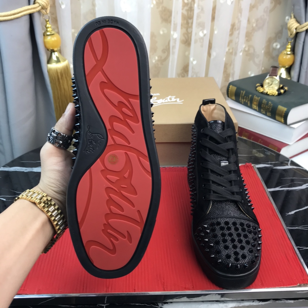 Christian Louboutin Louis Junior Spikes Orlato Flat Sneakers 1 - vstockx