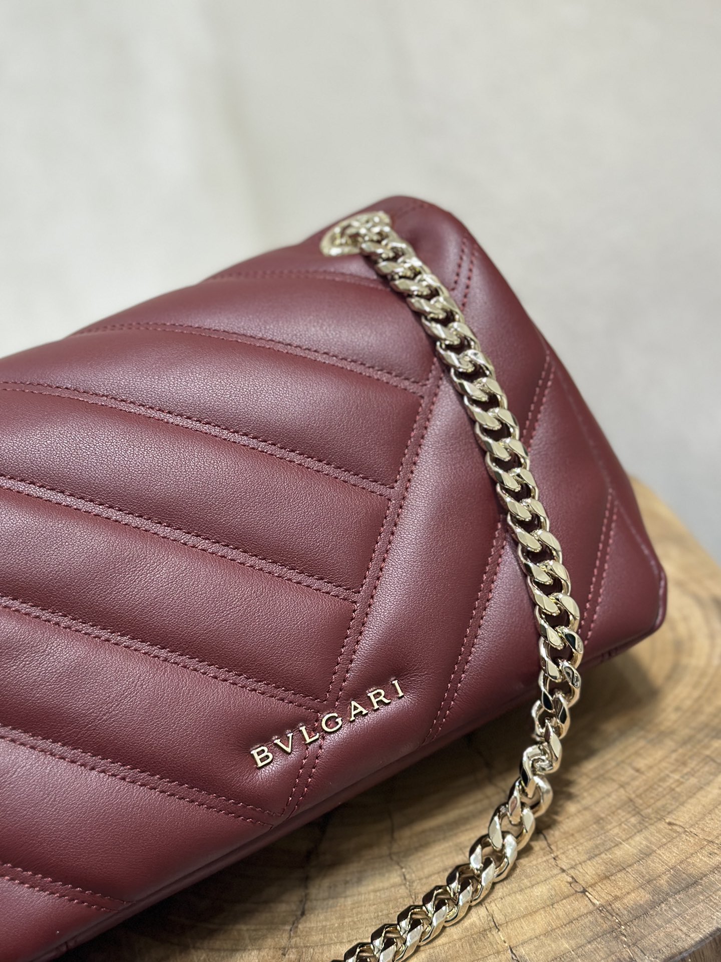 Handbags Bvlgari 287993 size:22.5*15*10 cm - vstockx