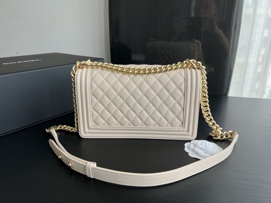 Handbag Chanel size 25 cm - vstockx