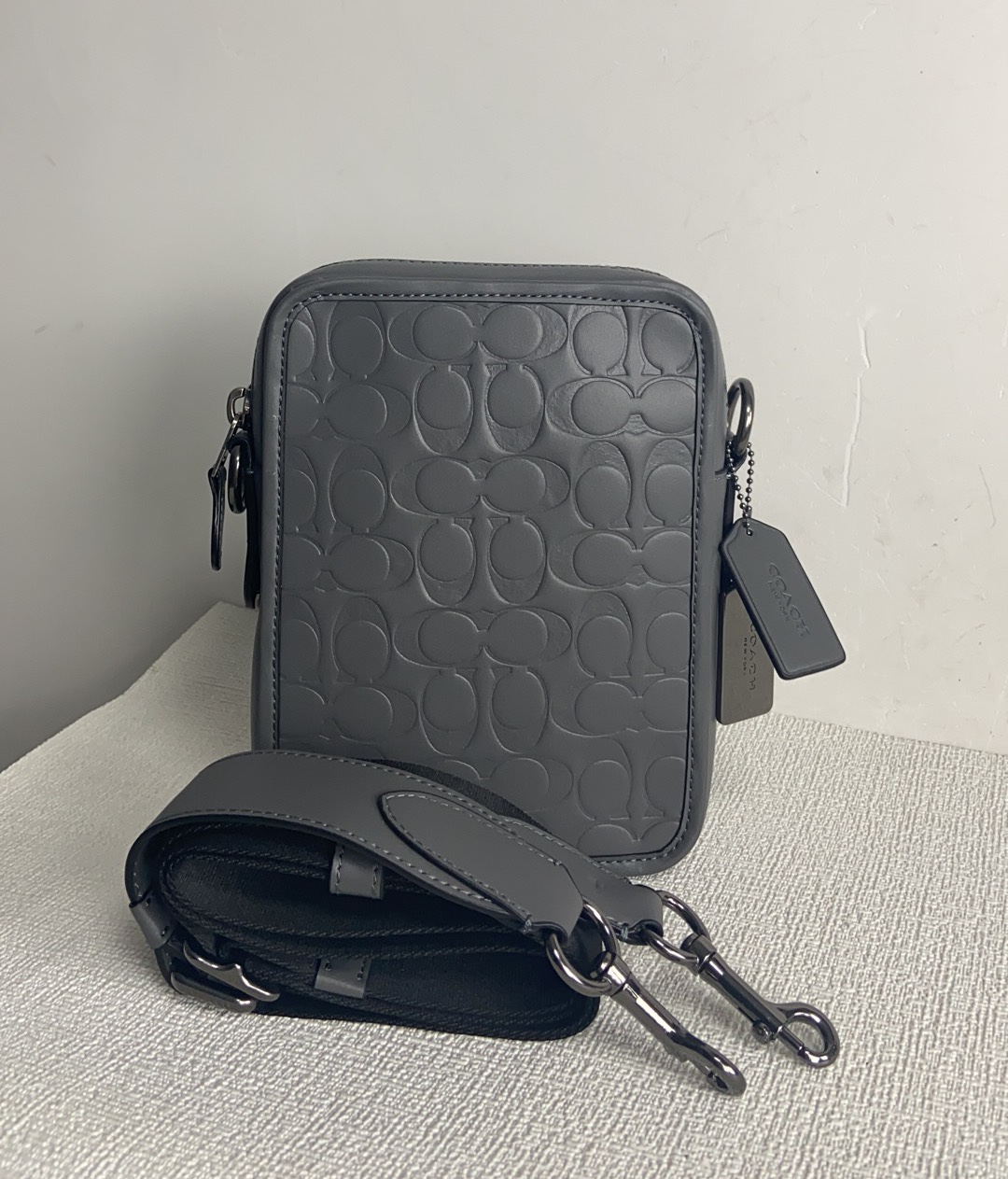 Handbags Coach CH060 size:16*21*6cm - vstockx