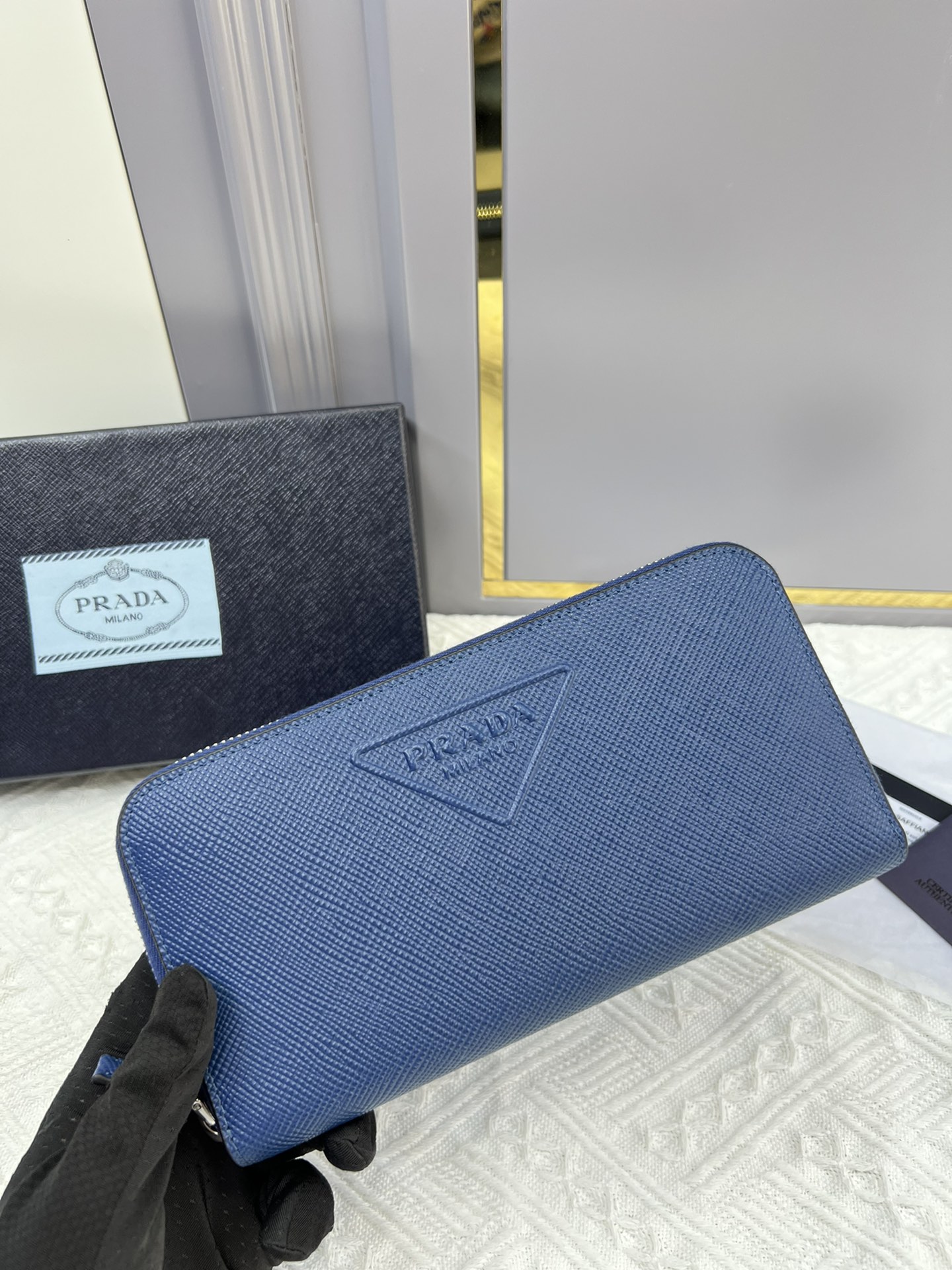 handbags prada 2ML317 20*10.3 - vstockx