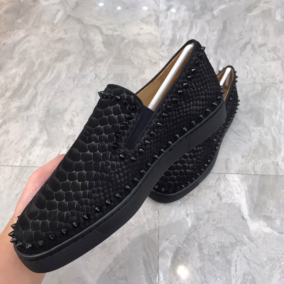 Christian Louboutin Louis Junior Spikes Orlato Flat Sneakers 52 - vstockx
