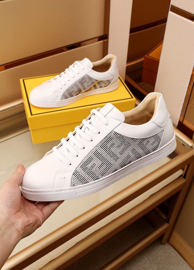 Fendi Low Top Sneakers 12 - vstockx